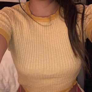 Vintage yellow shirt BRANDY MELVILLE